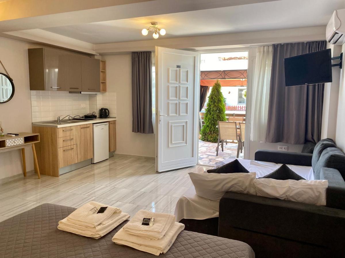Thomas Studios & Apartments Paralia Ngoại thất bức ảnh